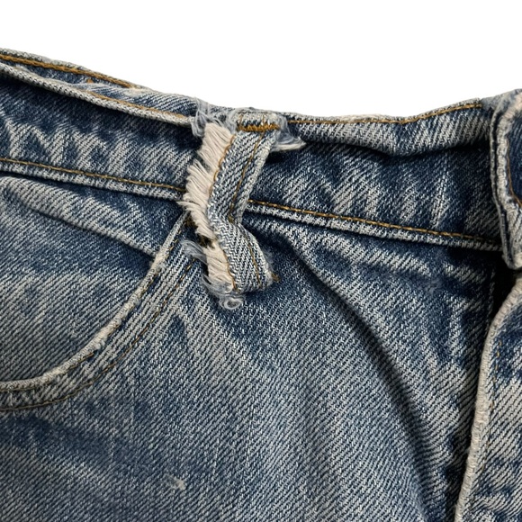 Vintage Levi’s Orange Tab Light Wash Cut Off Distressed Denim Shorts Size 10 - Picture 7 of 11